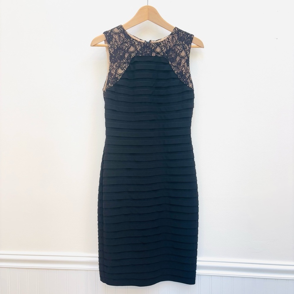 Black Saks Fifth Avenue Sleeveless Lace Pleated Sheath Cocktail Dress Black 6 - Picture 5 of 8